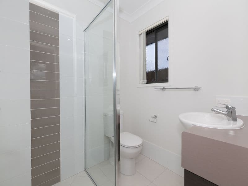 12 Walter Williams Crescent, Redbank Plains QLD 4301, Redbank Plains - Thumbnail 6