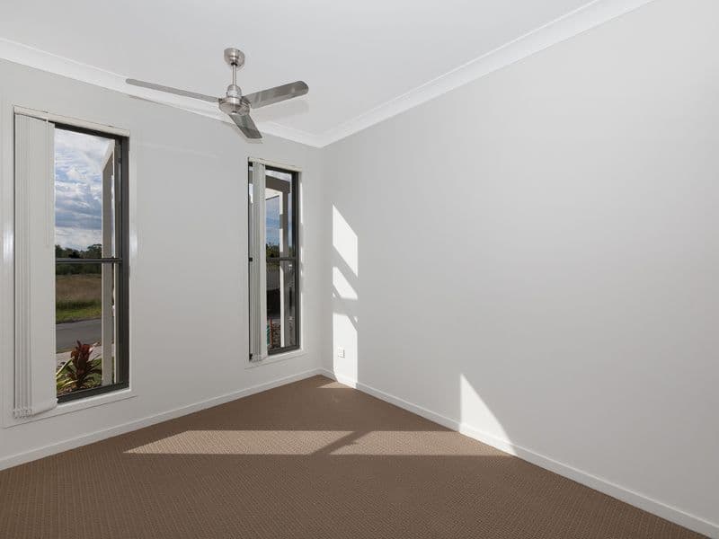 12 Walter Williams Crescent, Redbank Plains QLD 4301, Redbank Plains - Thumbnail 8
