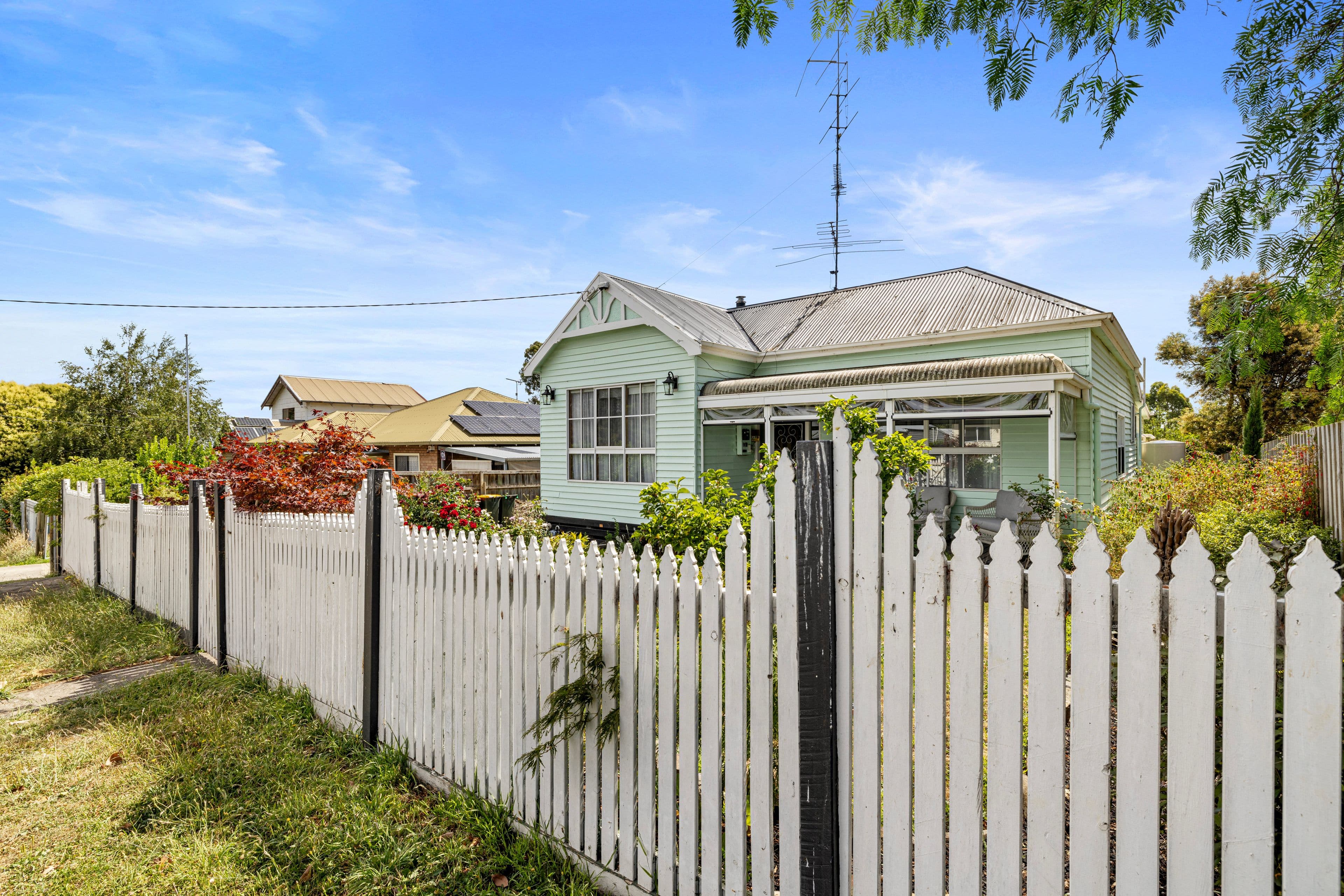 33 Ritchie Street, Leongatha VIC 3953, Leongatha - Thumbnail 2