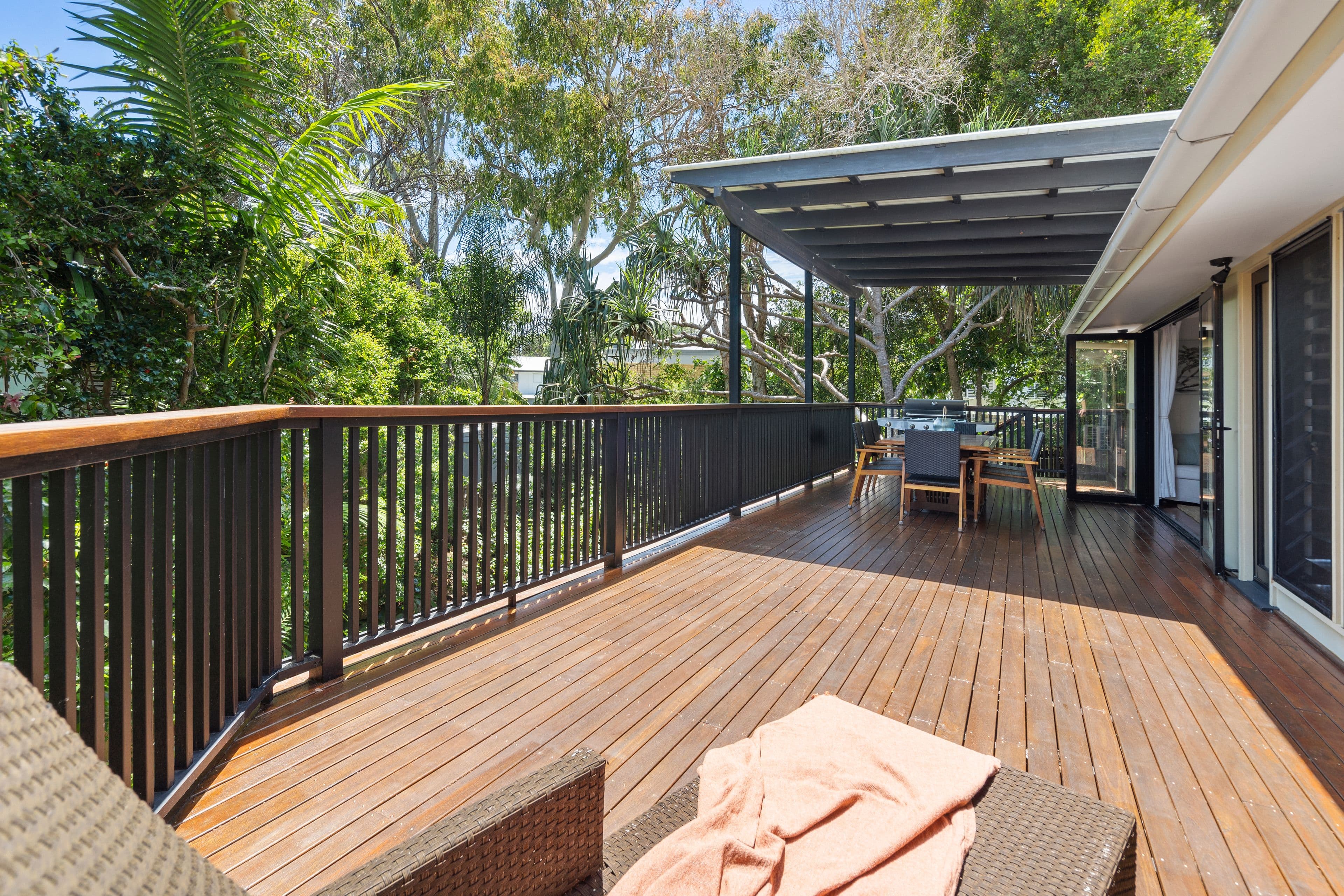84 Mooloomba Road, Point Lookout QLD 4183, Point Lookout - Thumbnail 2