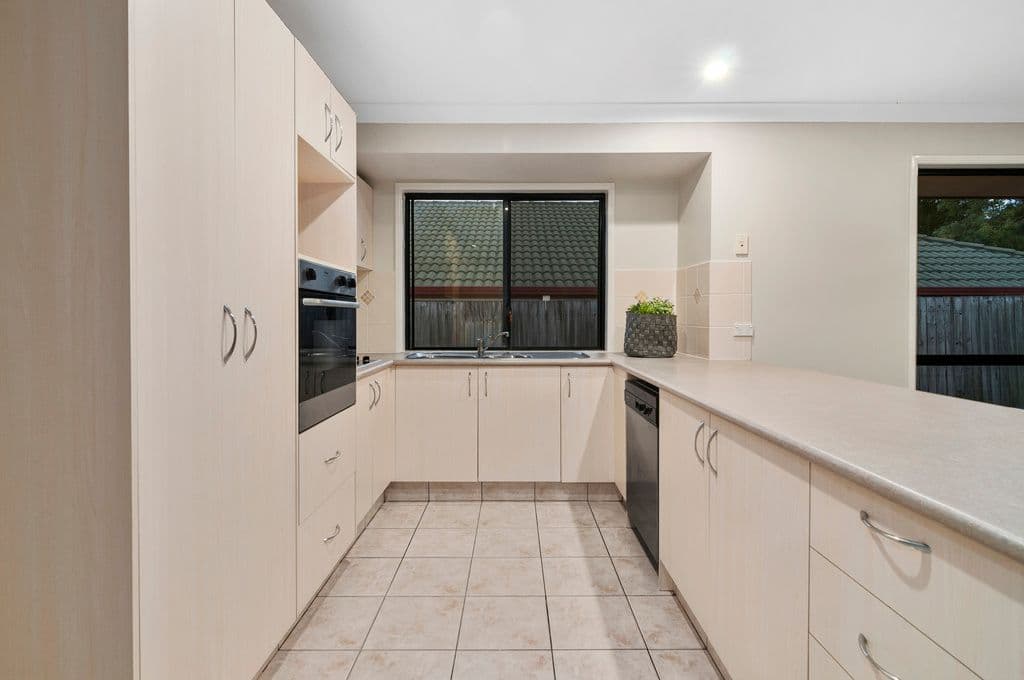 38 Bushgum Crescent, Upper Coomera QLD 4209, Upper Coomera - Thumbnail 8