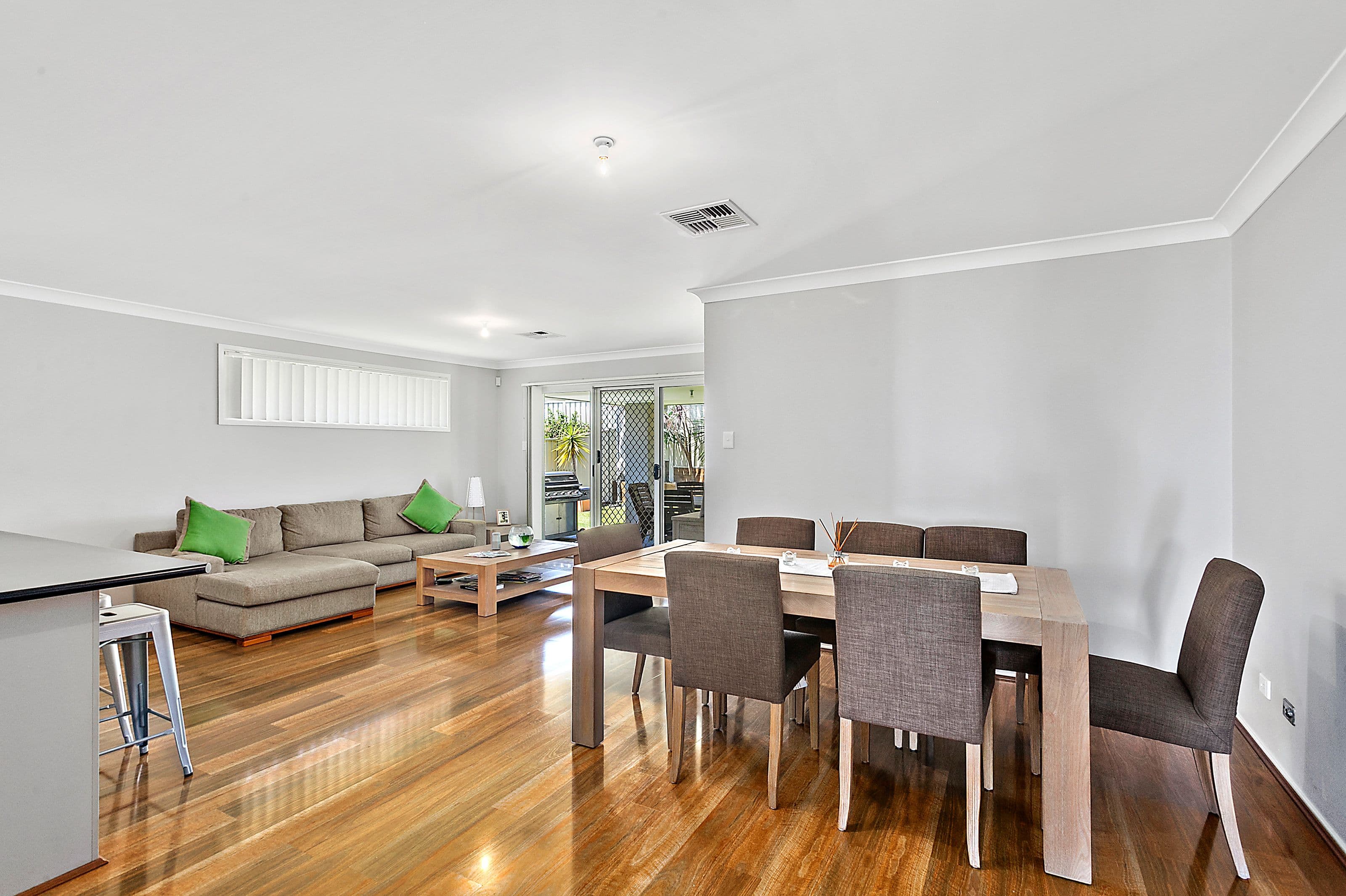 24 Huntingdale Close, Shell Cove - Thumbnail 5