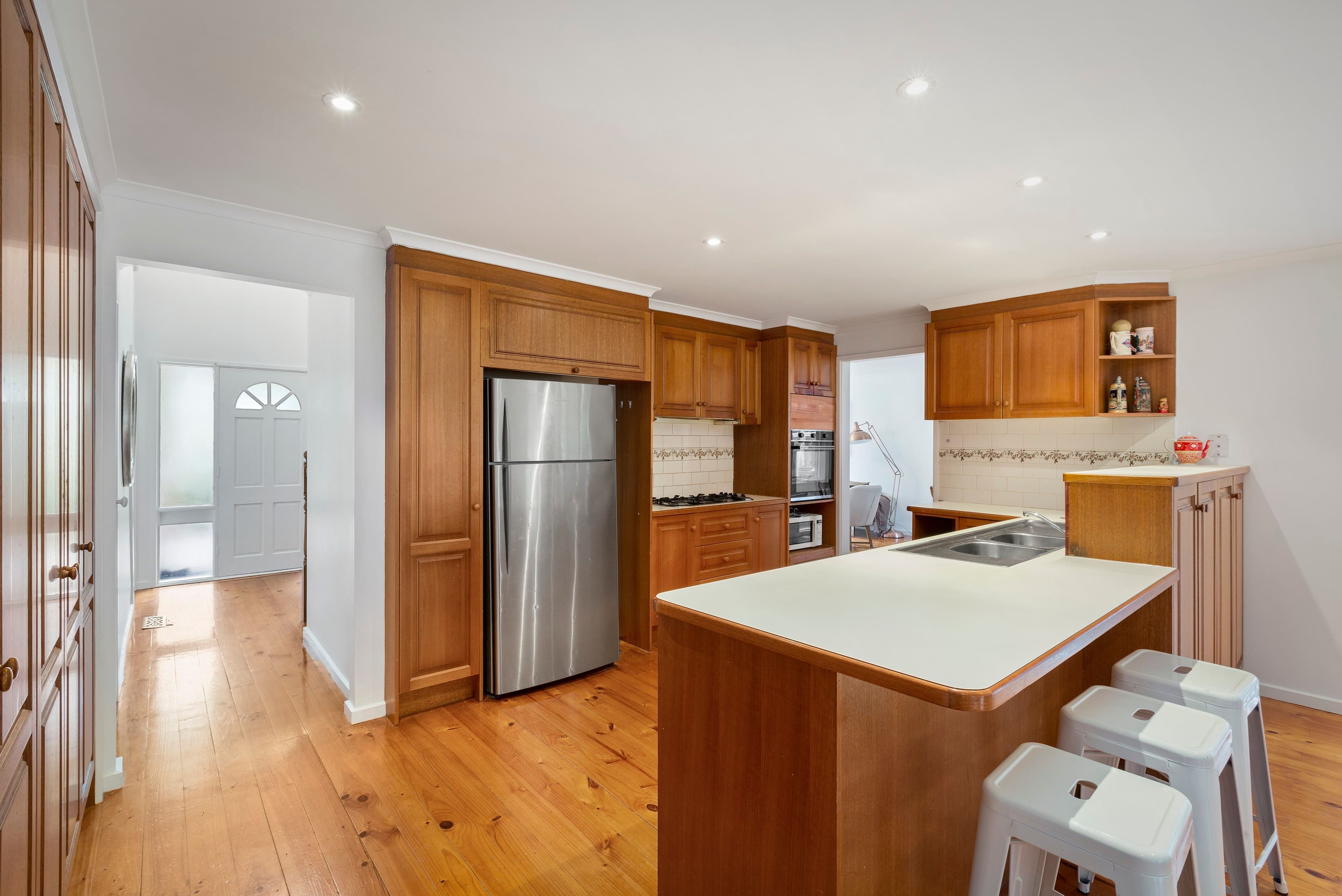 2 Birbank Court, Doncaster VIC 3108, Doncaster - Thumbnail 5
