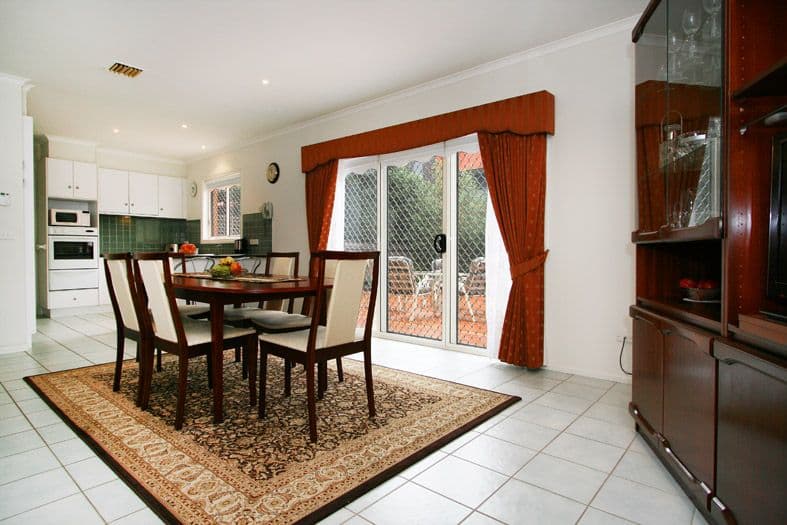 11 Farm Road, COBURG VIC 3058, Coburg - Thumbnail 3