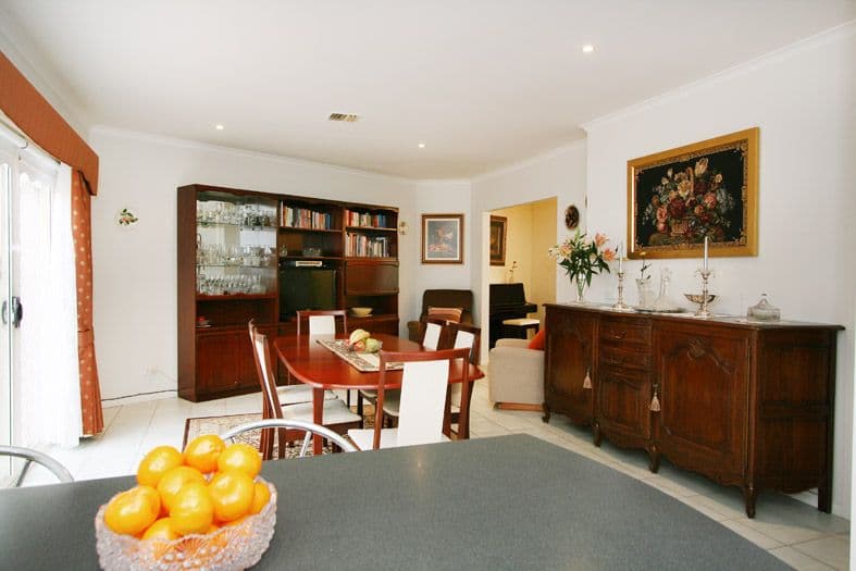 11 Farm Road, COBURG VIC 3058, Coburg - Thumbnail 4