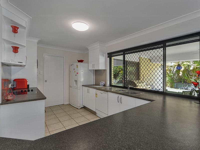 8 Pinehurst Court, Albany Creek QLD 4035, Albany Creek - Thumbnail 5