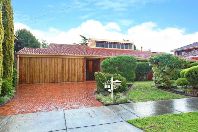 5 Windsor Drive, AVONDALE HEIGHTS VIC 3034, Avondale Heights - Image 1