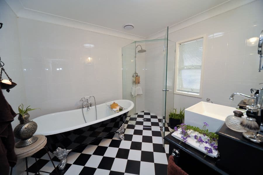 828 Waterworks Road, THE GAP QLD 4061, The Gap - Thumbnail 6