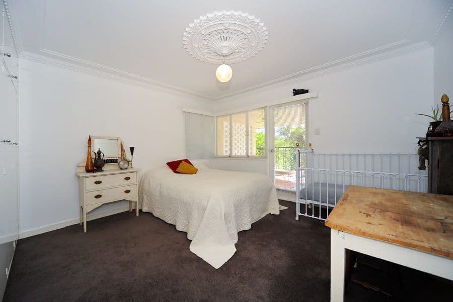 828 Waterworks Road, THE GAP QLD 4061, The Gap - Thumbnail 7