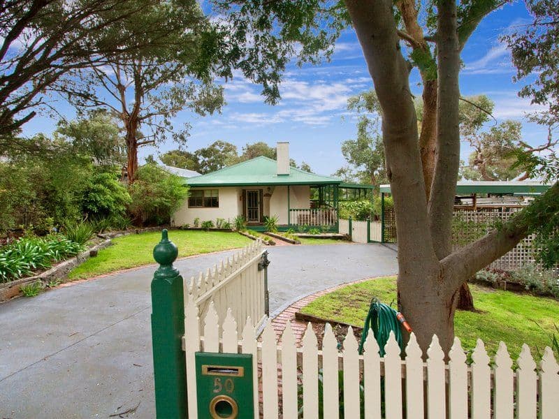 50 Carrathool Avenue, ROSEBUD VIC 3939, Rosebud - Thumbnail 2
