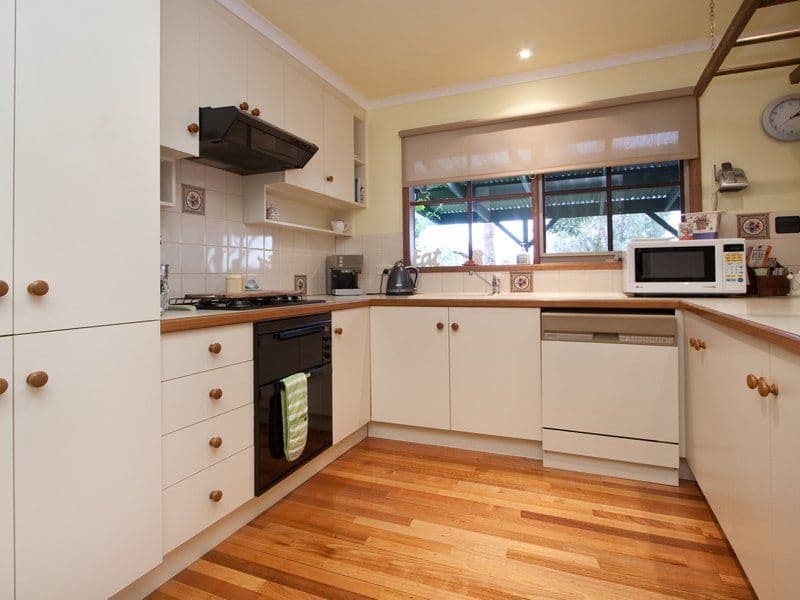50 Carrathool Avenue, ROSEBUD VIC 3939, Rosebud - Thumbnail 6