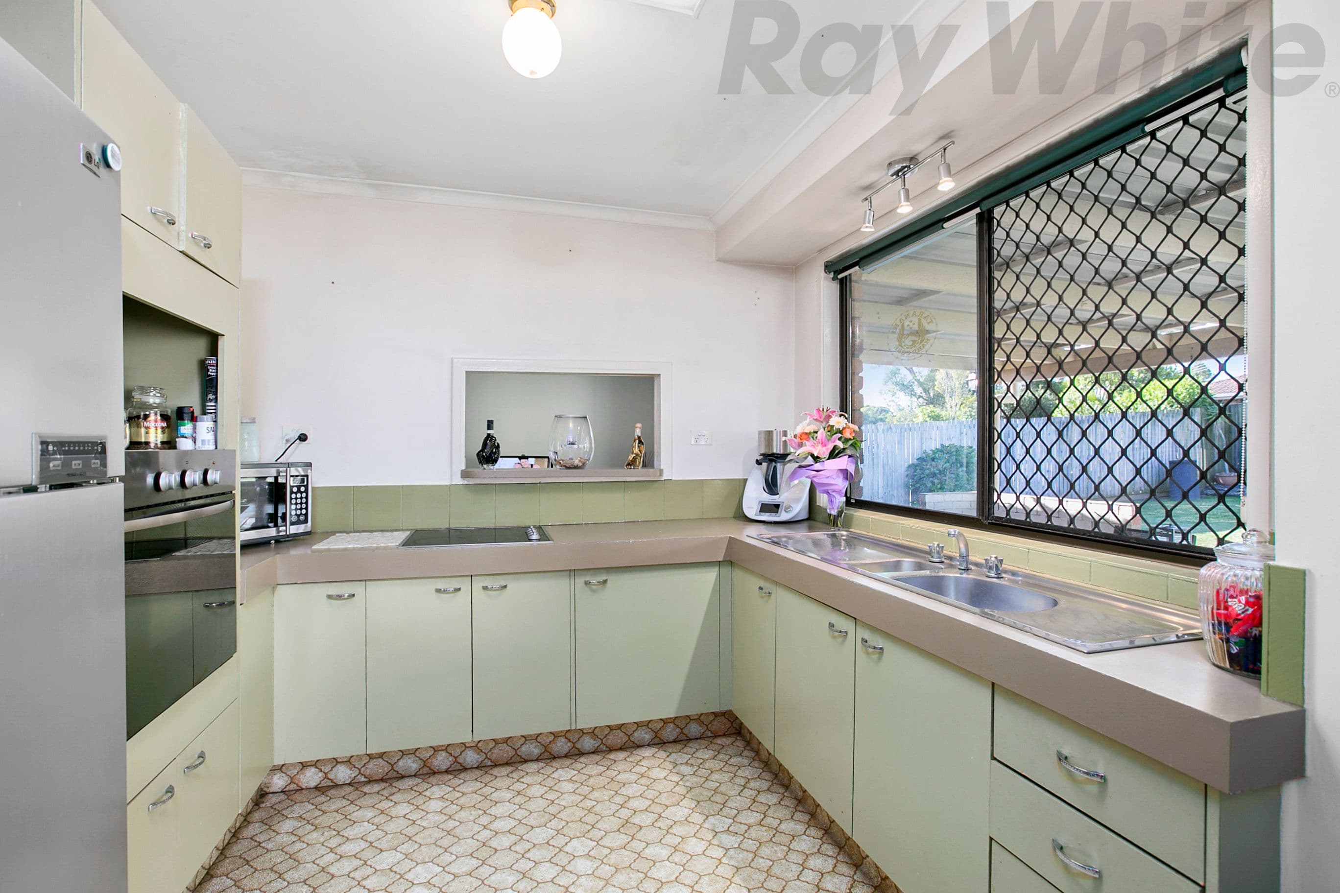 54 Cumberland Drive, Alexandra Hills QLD 4161, Alexandra Hills - Thumbnail 6
