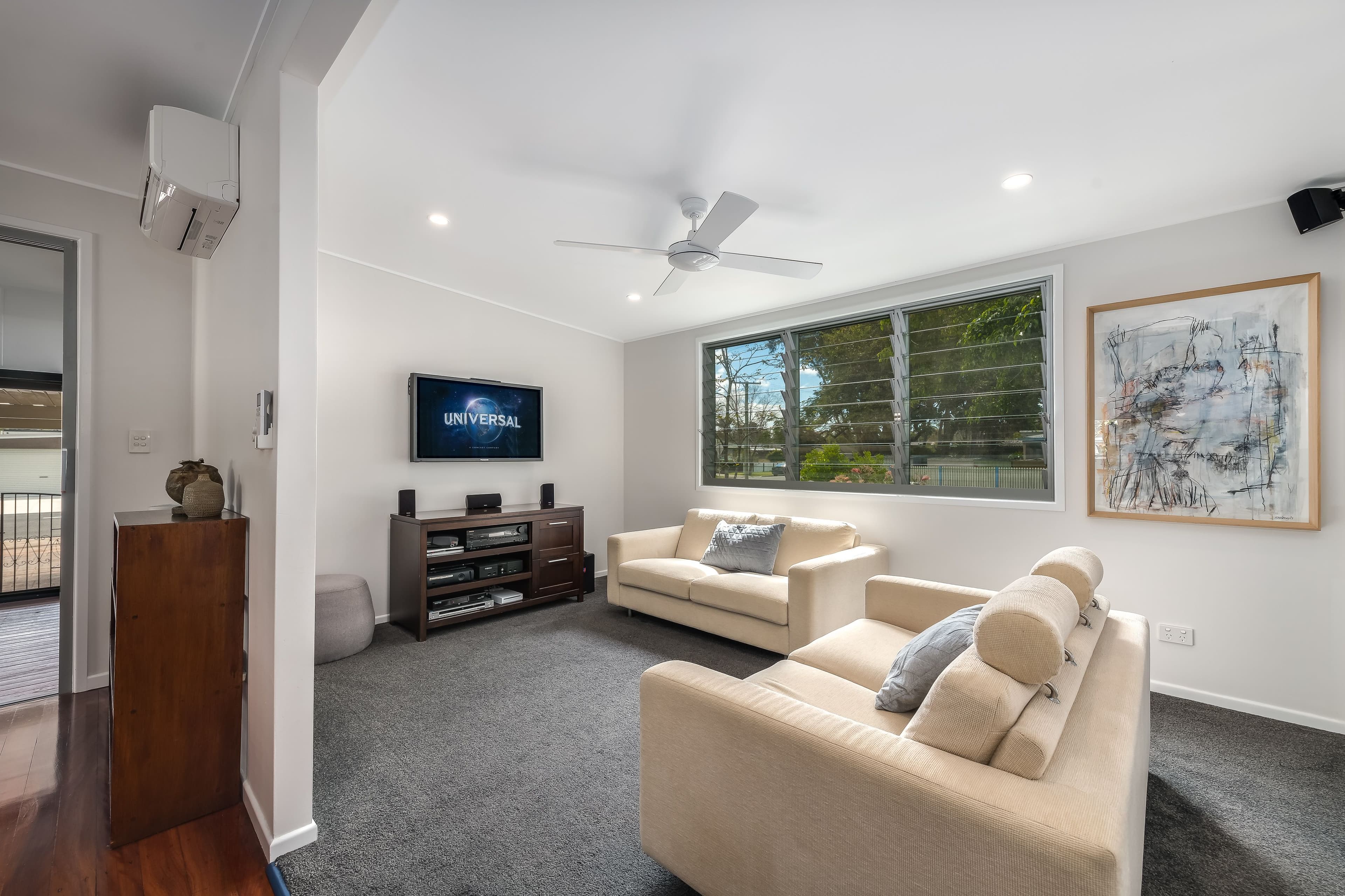 31 Ashgrove Avenue, Runaway Bay QLD 4216, Runaway Bay - Thumbnail 3