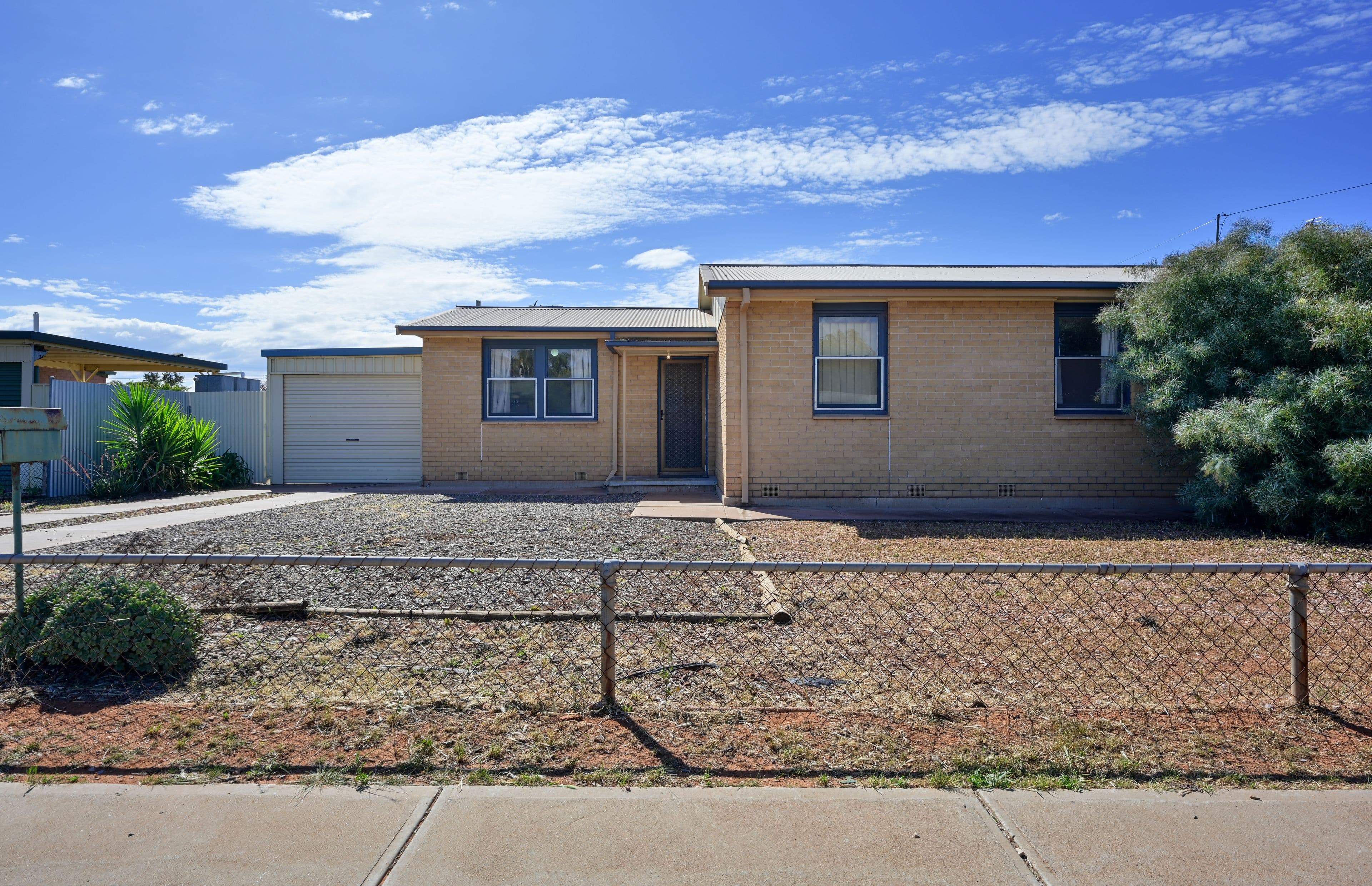 12 Thomas Street, Whyalla Stuart SA 5608, Whyalla Stuart - Thumbnail 2
