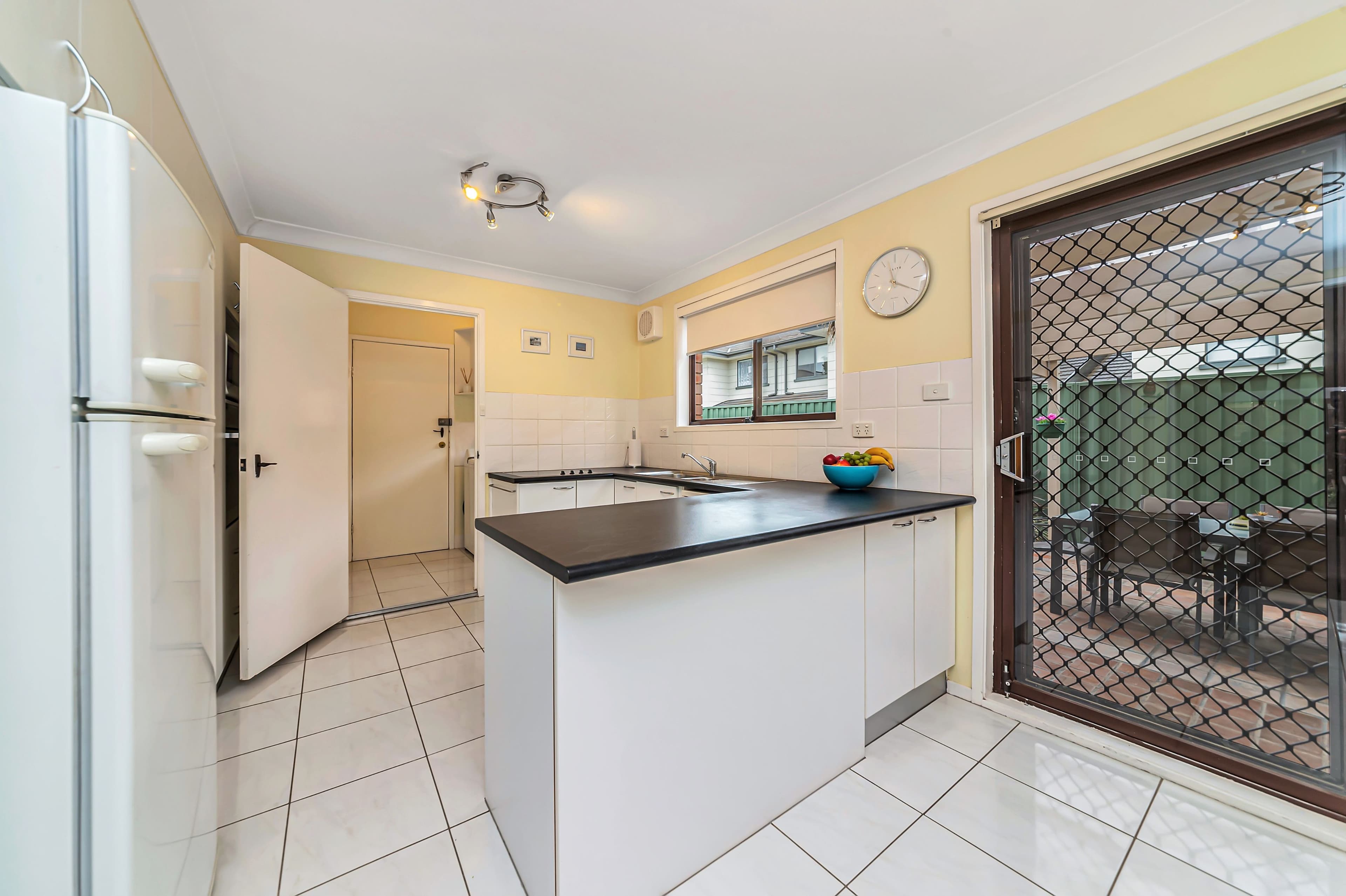 21 Broughton Place, Queanbeyan NSW 2620, Queanbeyan - Thumbnail 2