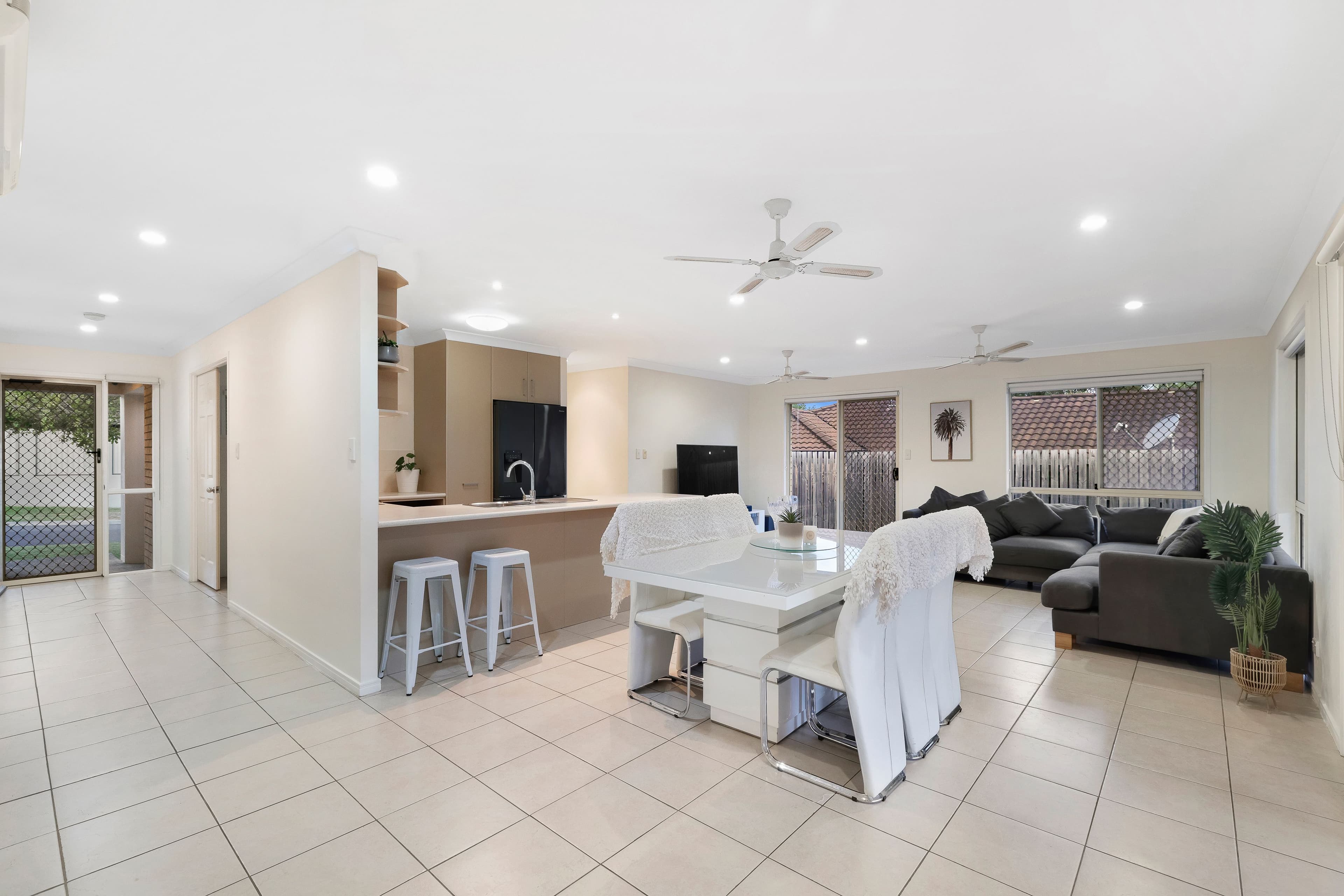 9 Cardwell Street, Upper Coomera QLD 4209, Upper Coomera - Thumbnail 7