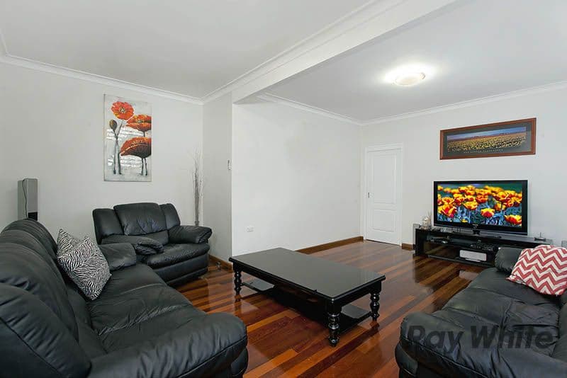 27 Ranchby Avenue, Lake Heights NSW 2502, Lake Heights - Thumbnail 2