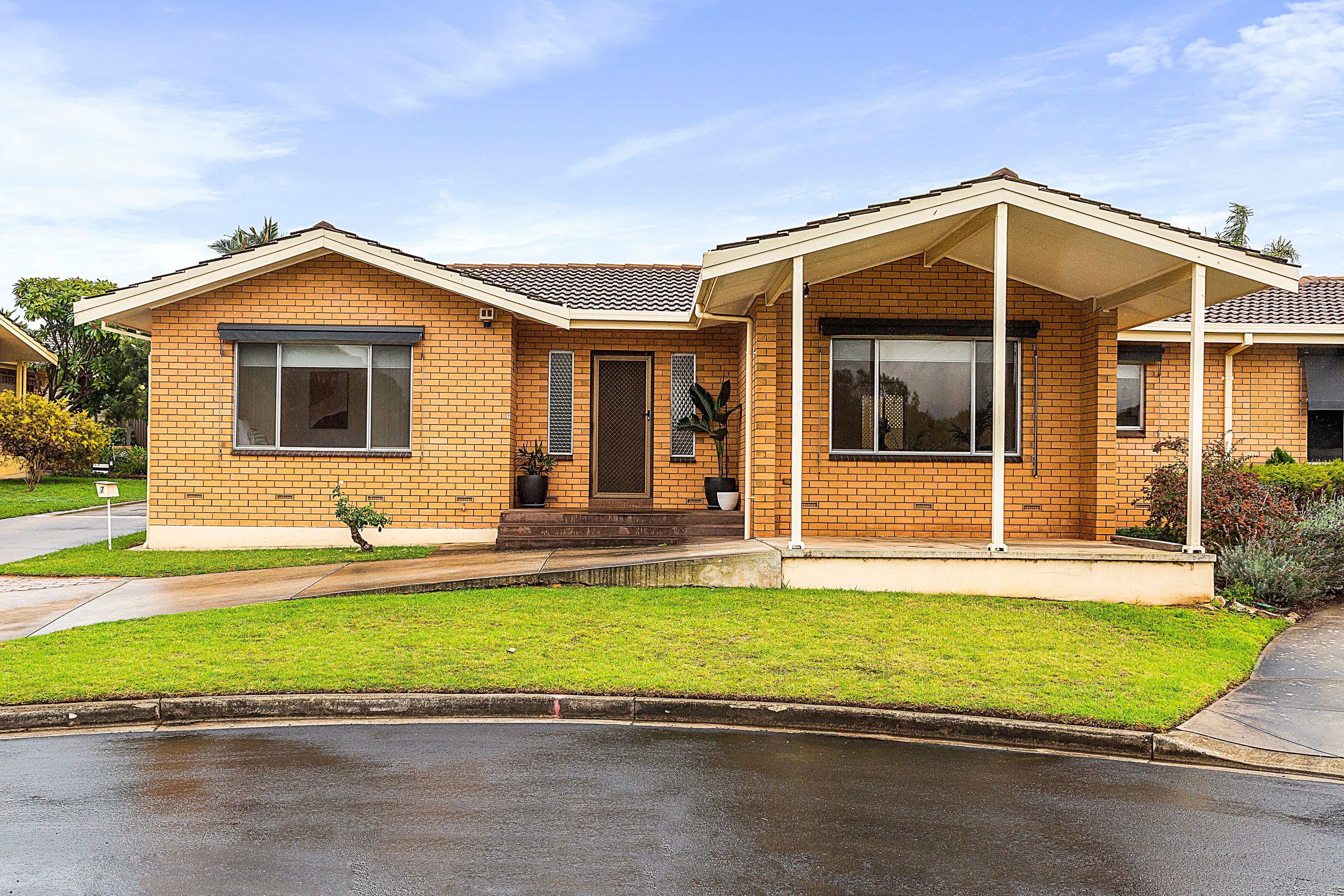 8 Muhlhan Avenue, Windsor Gardens SA 5087, Windsor Gardens - Image 1