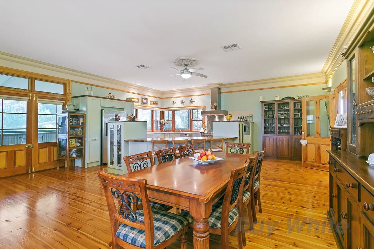 44 Penneys Hill Road, Hackham SA 5163, Hackham - Image 1