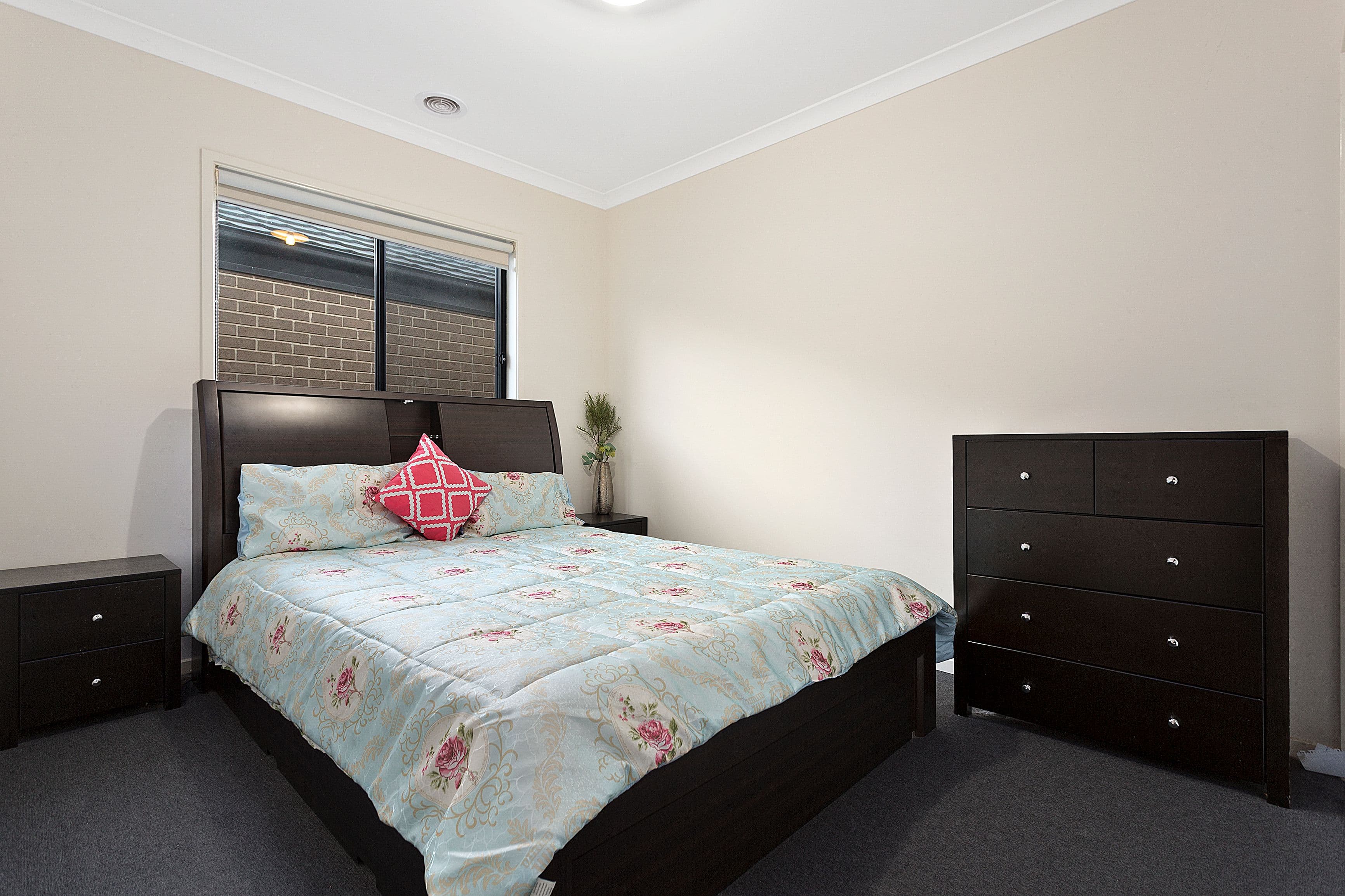 12 Whitebark Street, Wollert VIC 3750, Wollert - Thumbnail 2