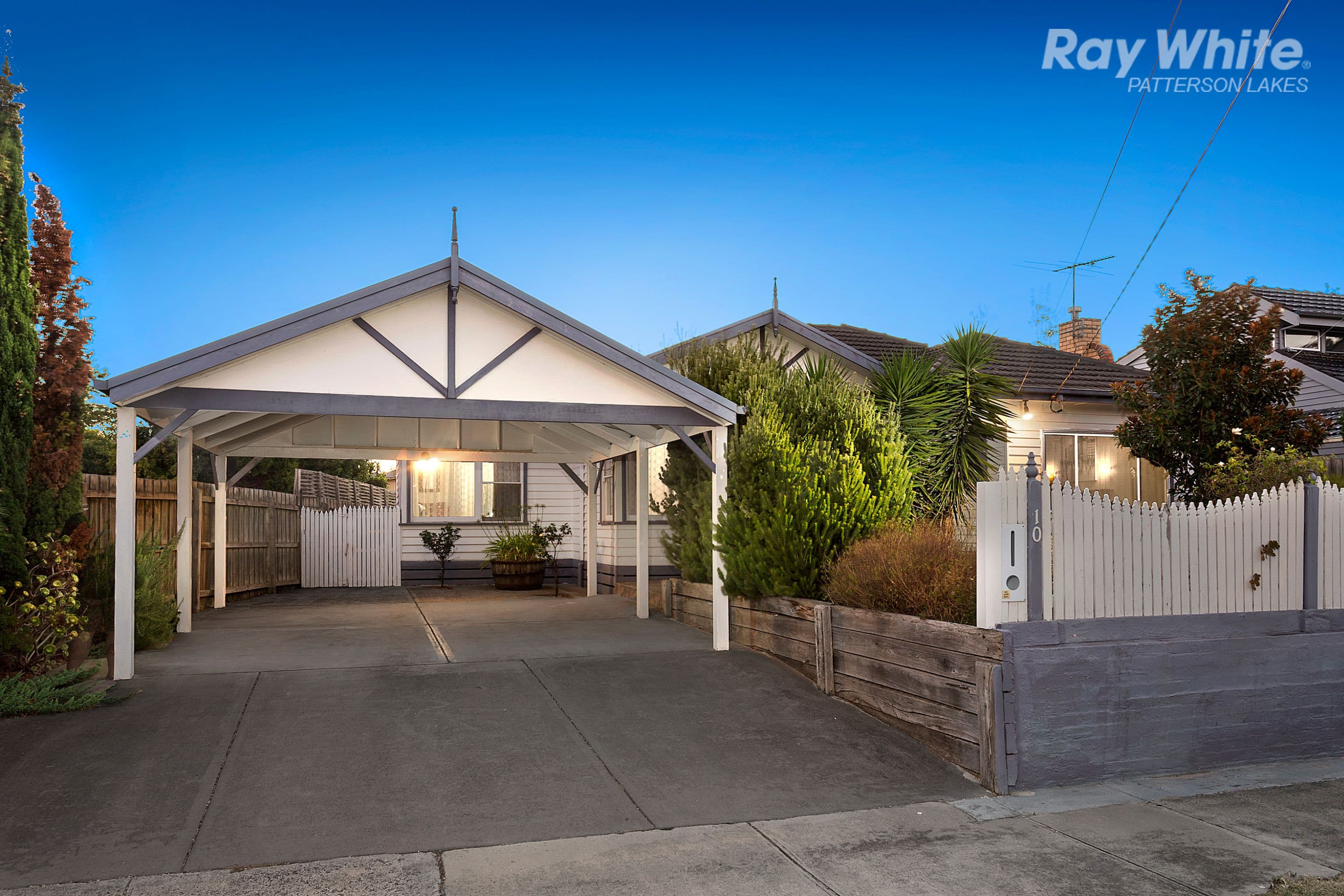 10 Burrawong Avenue, Seaford VIC 3198, Seaford - Image 1