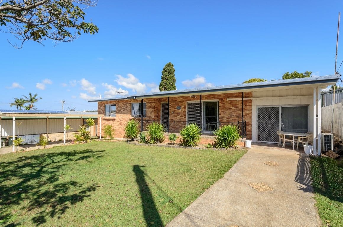 11 Hansen Crescent, Clinton QLD 4680, Clinton - Image 1