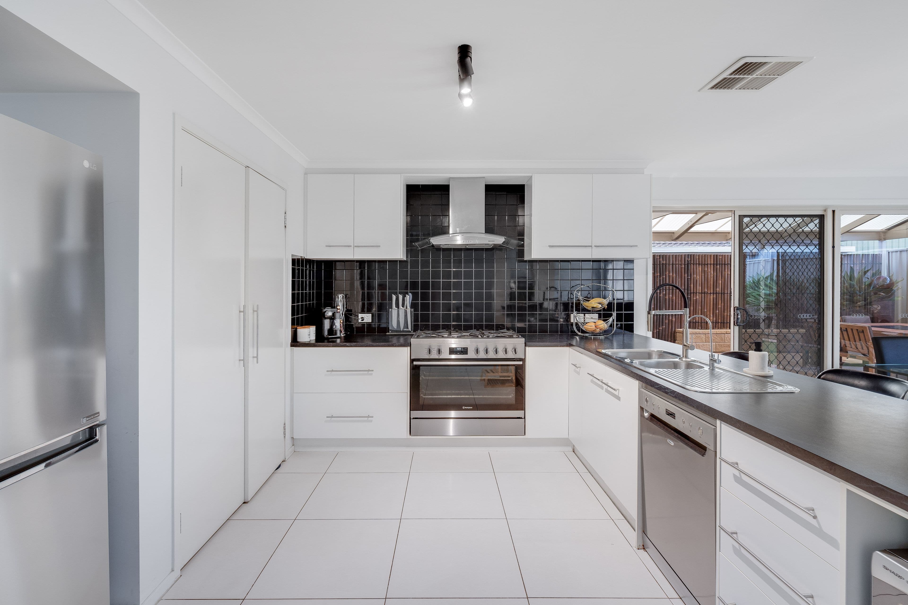 1A Meadowvale Road, Modbury SA 5092, Modbury - Thumbnail 5