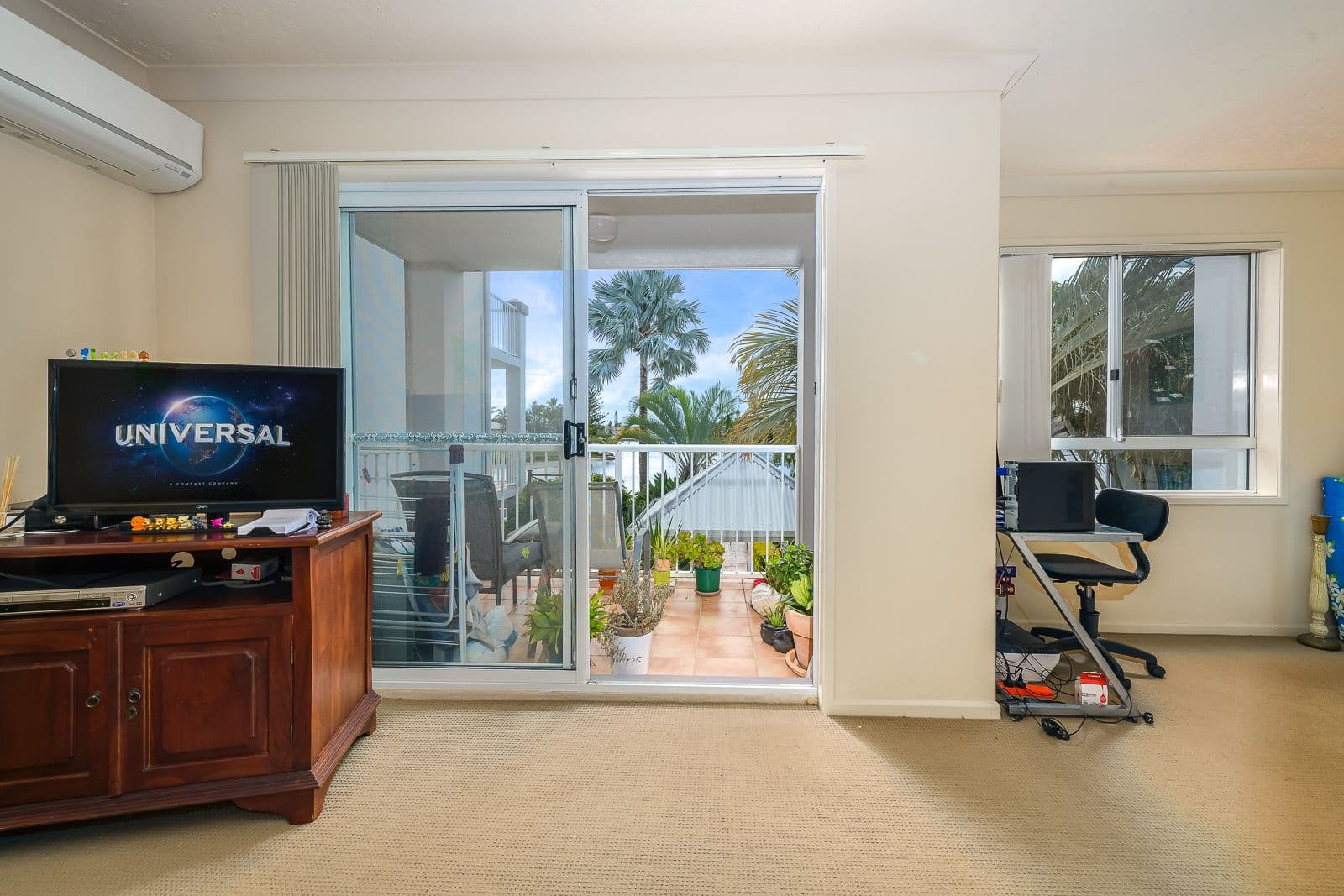 11-19 Taylor Street, Biggera Waters QLD 4216, Biggera Waters - Thumbnail 4