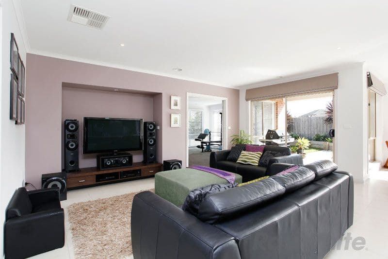 21 Ashmore Avenue, NARRE WARREN SOUTH VIC 3805, Narre Warren South - Thumbnail 7
