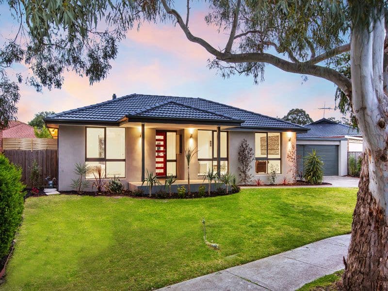 4 Golfwood Close, DINGLEY VILLAGE VIC 3172, Dingley Village - Image 1