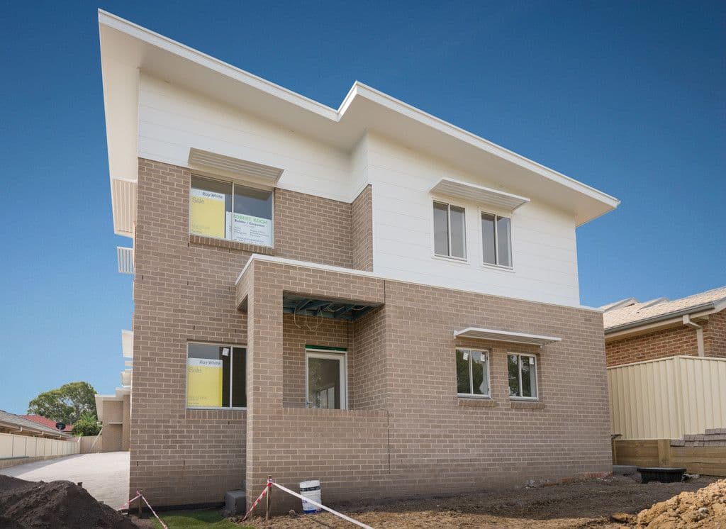 60 Kingston Street, Oak Flats NSW 2529, Oak Flats - Image 1
