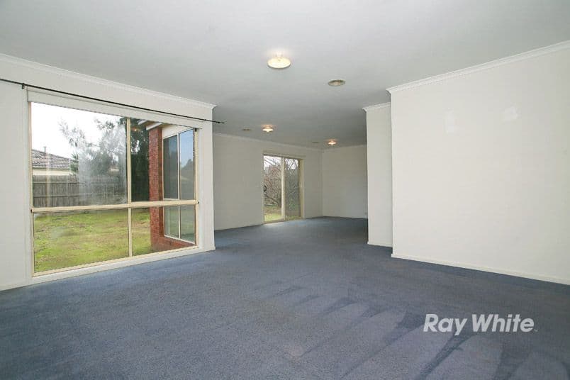 15 Incana Court, CRANBOURNE WEST VIC 3977, Cranbourne West - Thumbnail 5