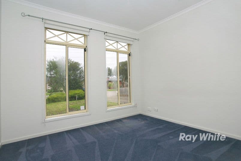 15 Incana Court, CRANBOURNE WEST VIC 3977, Cranbourne West - Thumbnail 8