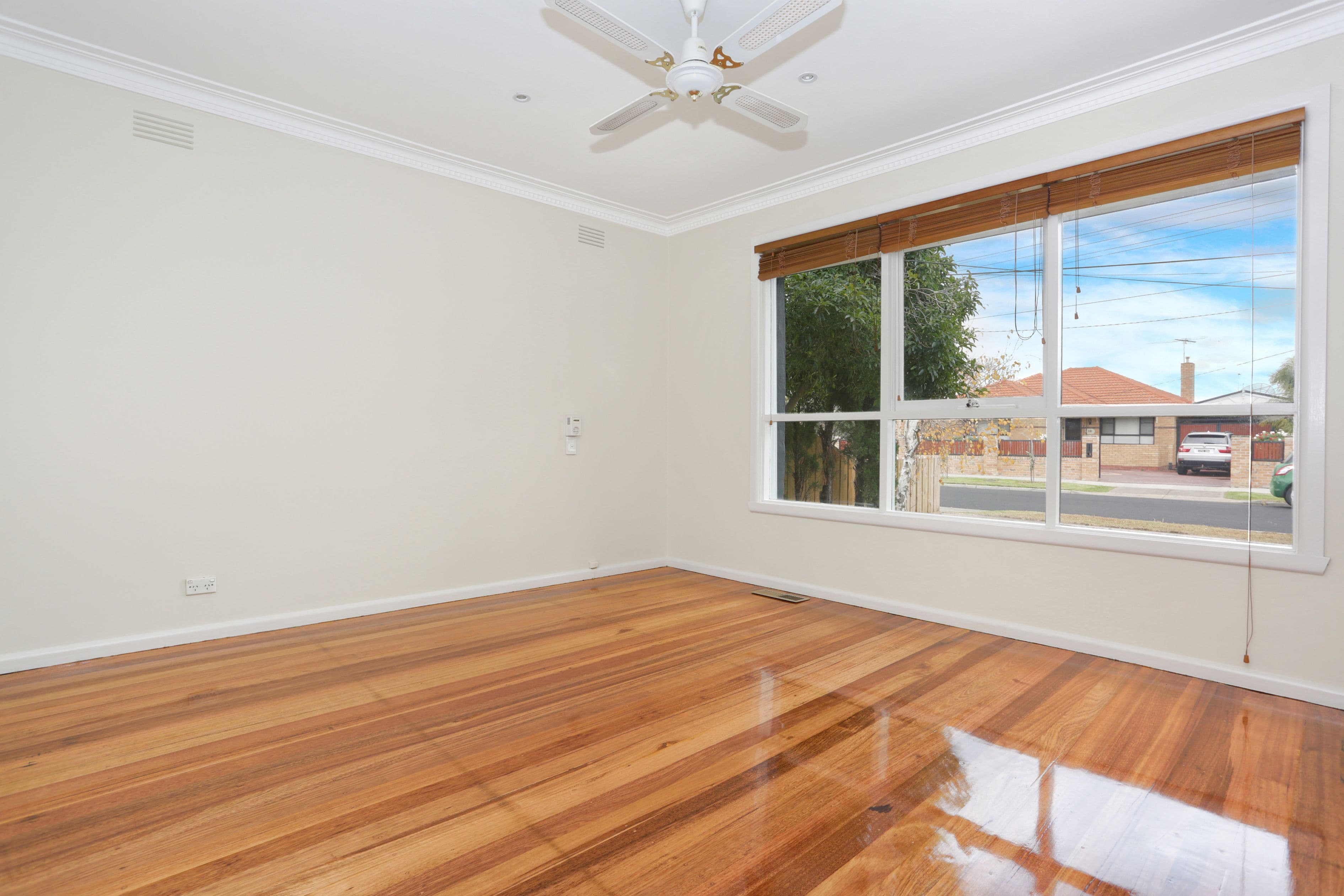 7 Sutherland Street, Hadfield VIC 3046, Hadfield - Thumbnail 2