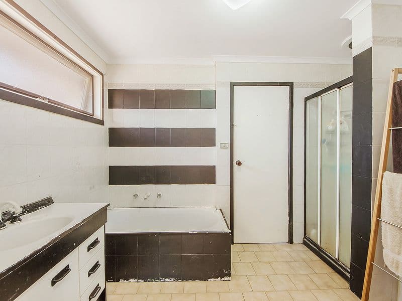 12 Clarice Close, ST ALBANS VIC 3021, St Albans - Thumbnail 7