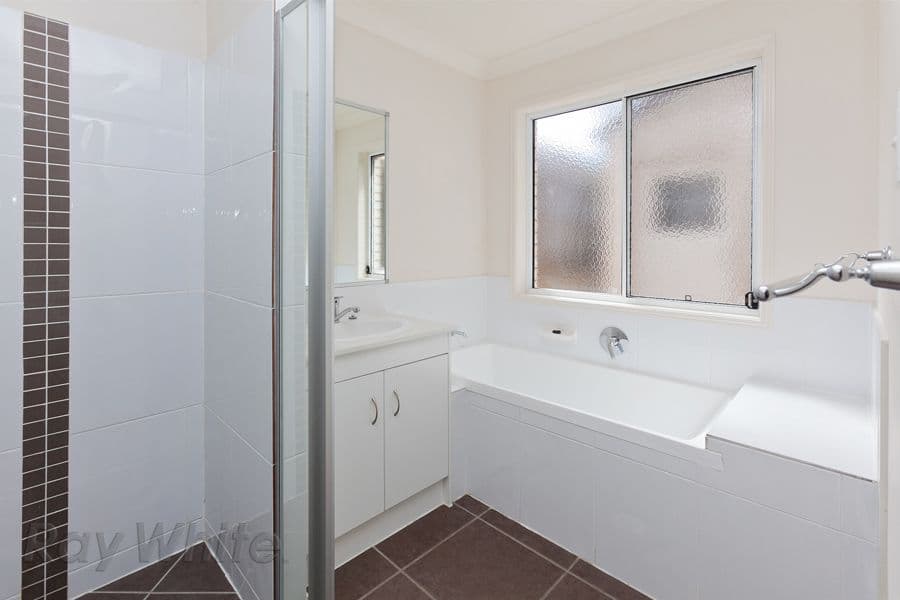 95 McCorry Drive, COLLINGWOOD PARK QLD 4301, Collingwood Park - Thumbnail 4