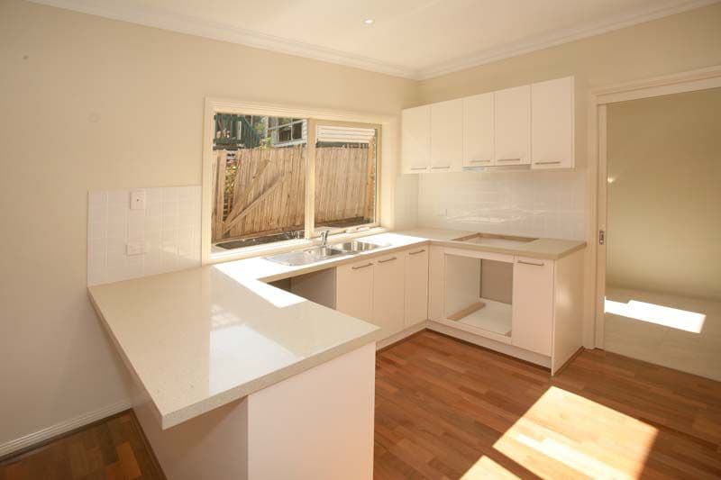 25 Kneale Drive, BOX HILL NORTH VIC 3129, Box Hill North - Thumbnail 2