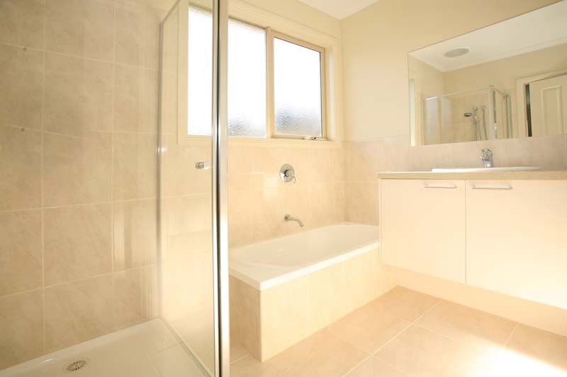 25 Kneale Drive, BOX HILL NORTH VIC 3129, Box Hill North - Thumbnail 5