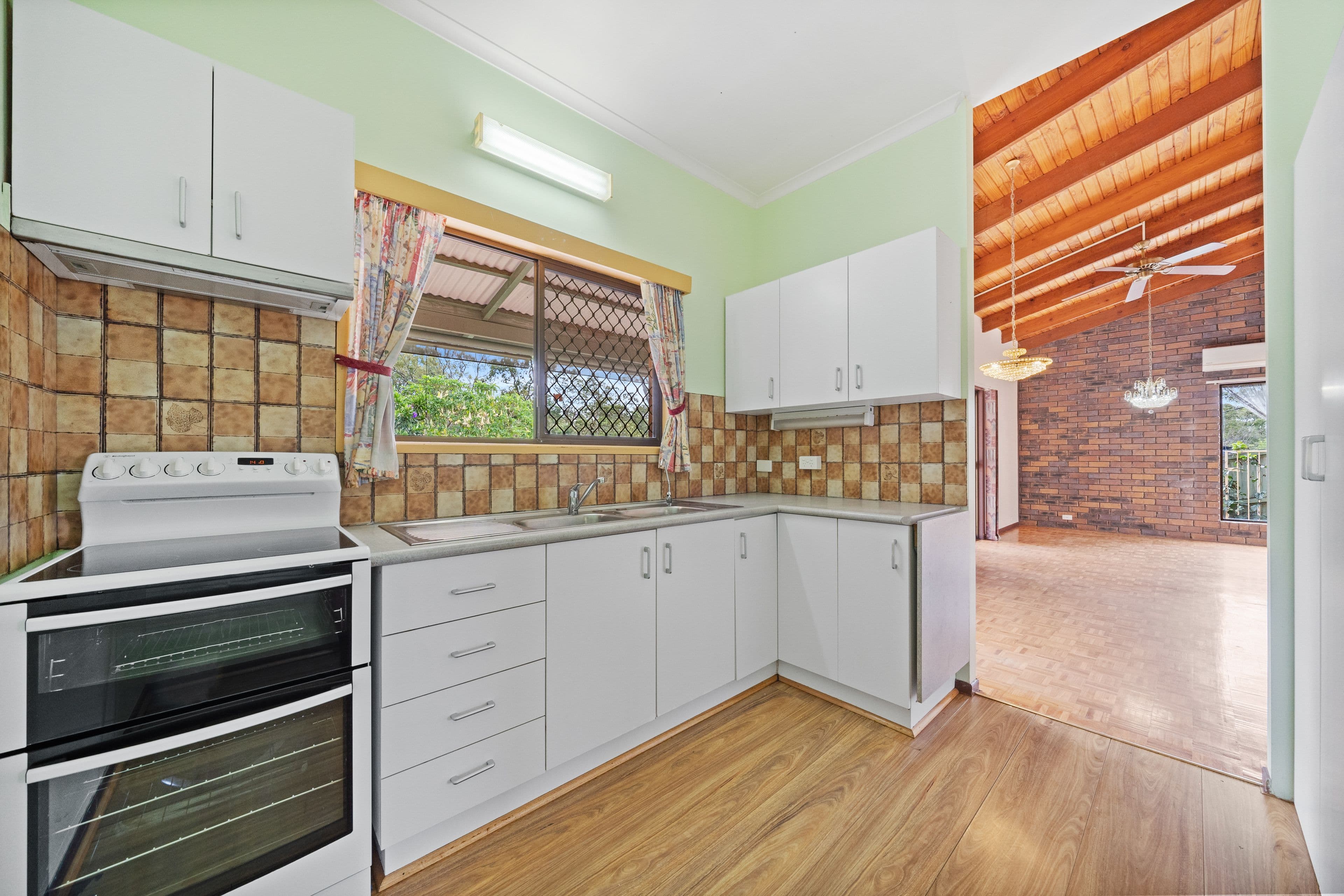 25 Rogers Avenue, Beenleigh QLD 4207, Beenleigh - Thumbnail 4