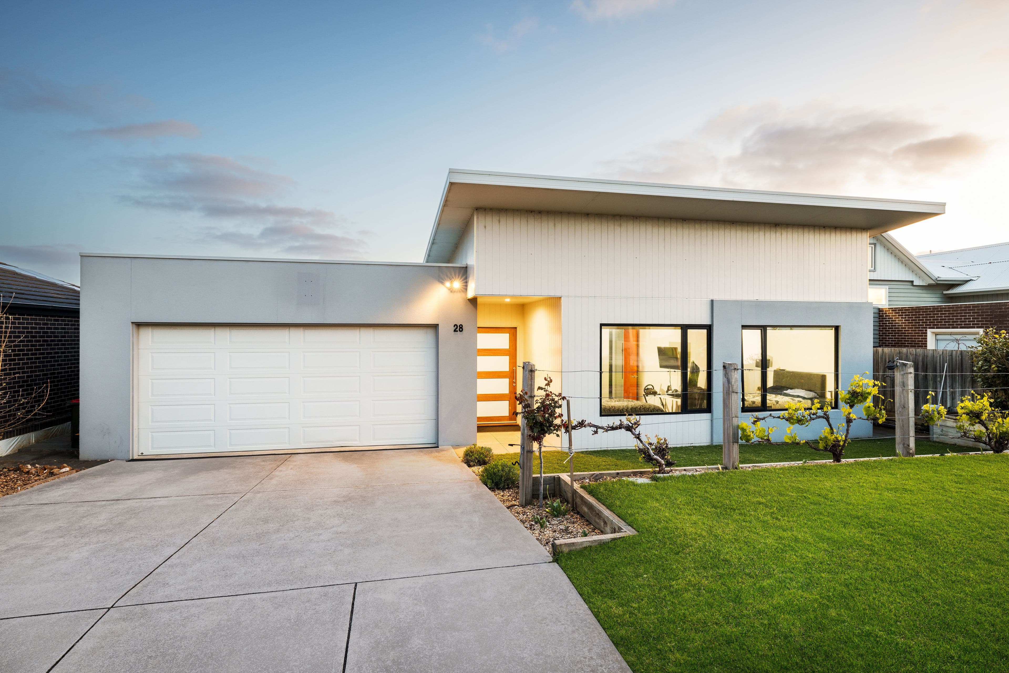 28 Mitchell Street, Warrnambool VIC 3280, Warrnambool - Thumbnail 2