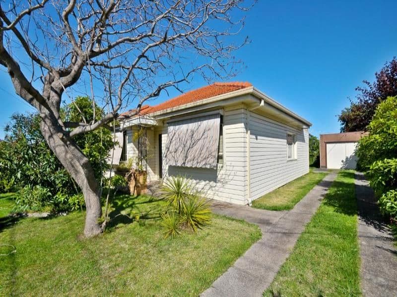23 Glendenning Street, St Albans VIC 3021, St Albans - Thumbnail 2