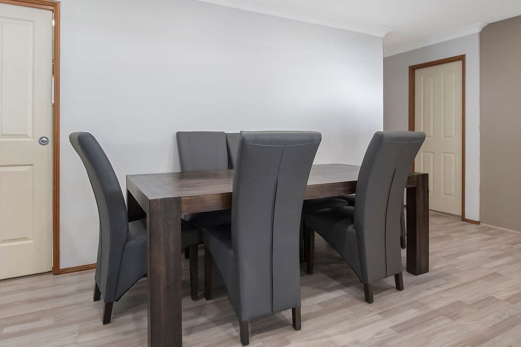 27 Kitchen Place, West Hoxton - Thumbnail 3