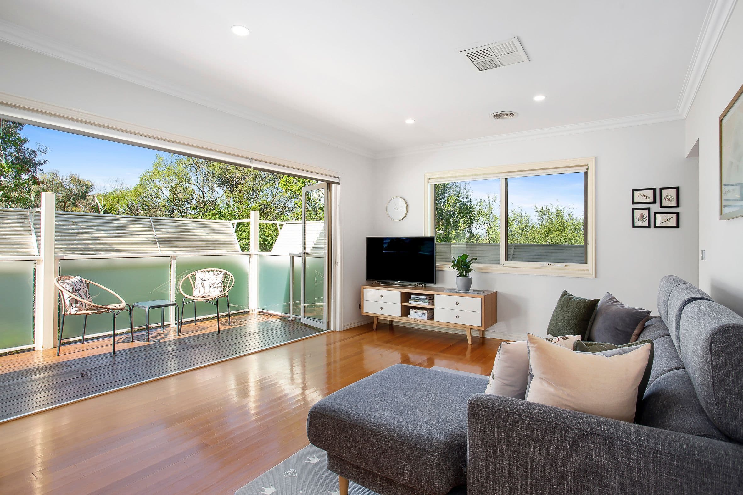 28 Reichelt Avenue, Montmorency VIC 3094, Montmorency - Thumbnail 2
