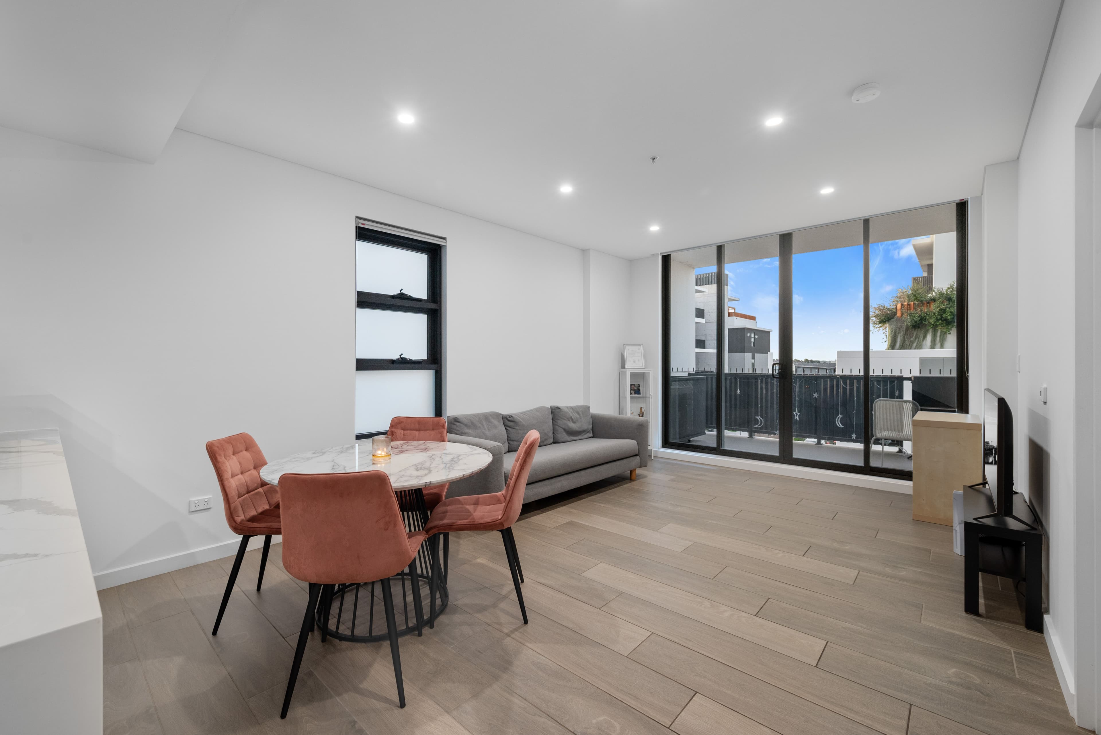 363 Bernera Road, Edmondson Park NSW 2174, Edmondson Park - Thumbnail 4