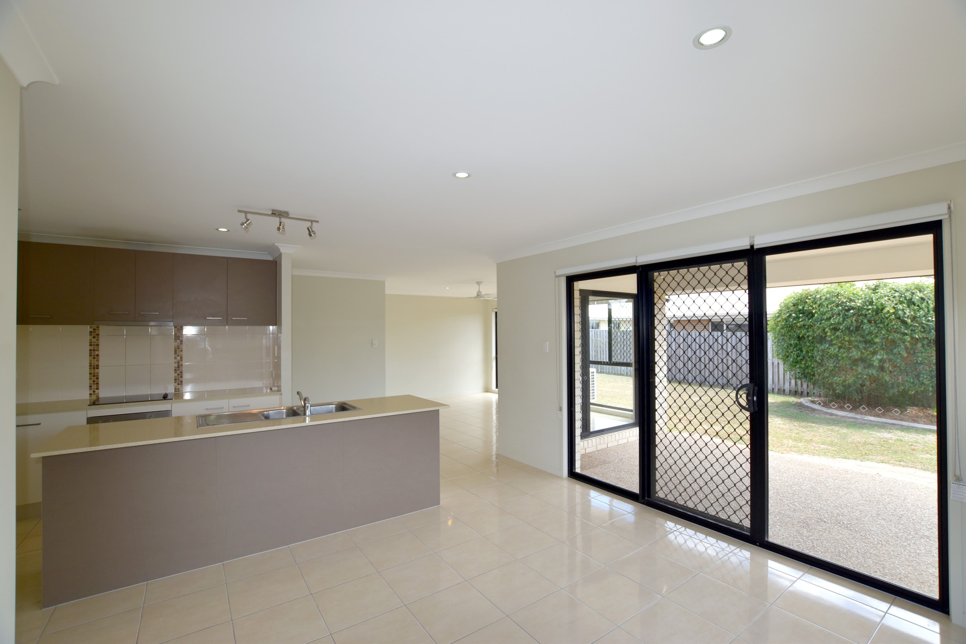 2 Bellbird Circuit, New Auckland QLD 4680, New Auckland - Thumbnail 5