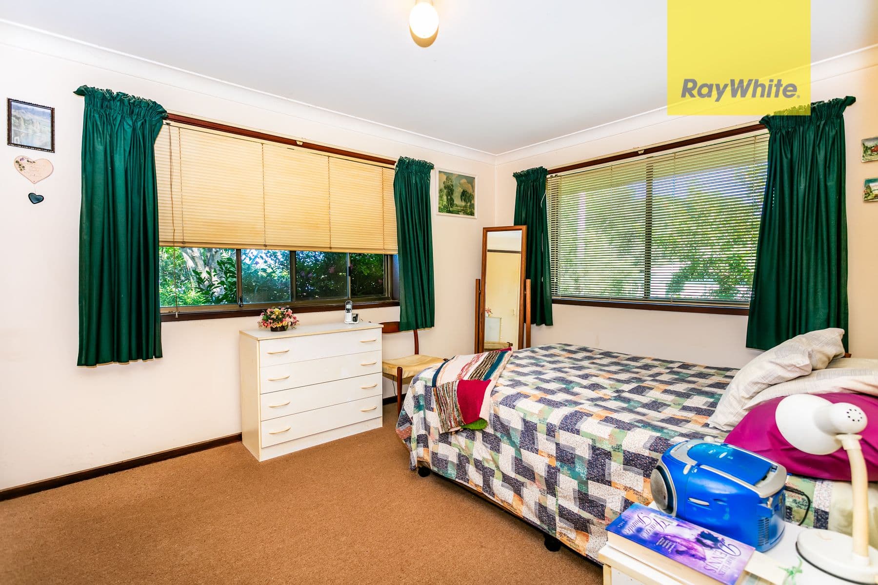 11
                Jacaranda
                Place
            
            
            
            tamworth
            
            
            NSW,
            2340, Tamworth - Thumbnail 5