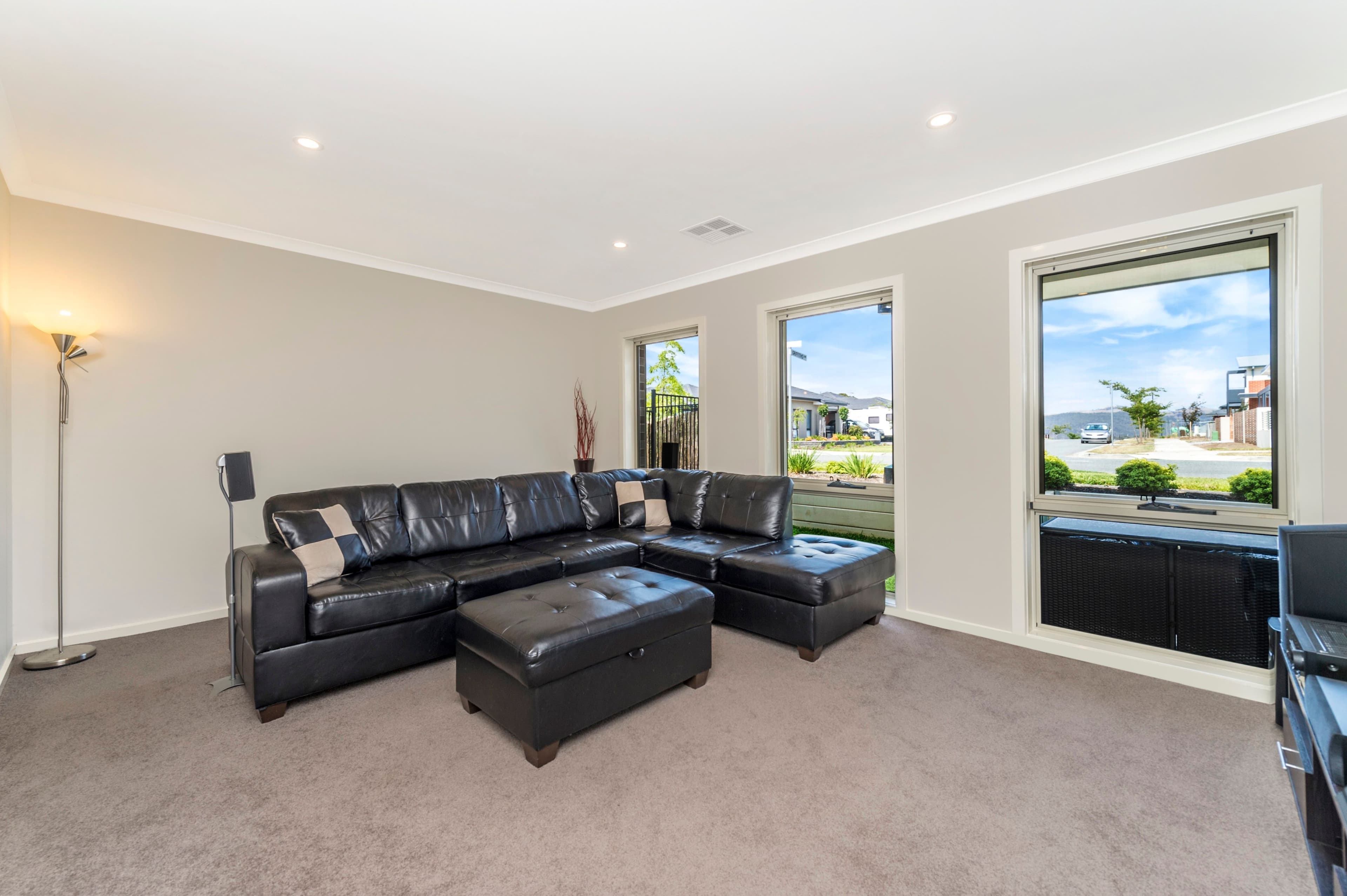 81 Caragh Avenue, Googong - Thumbnail 3