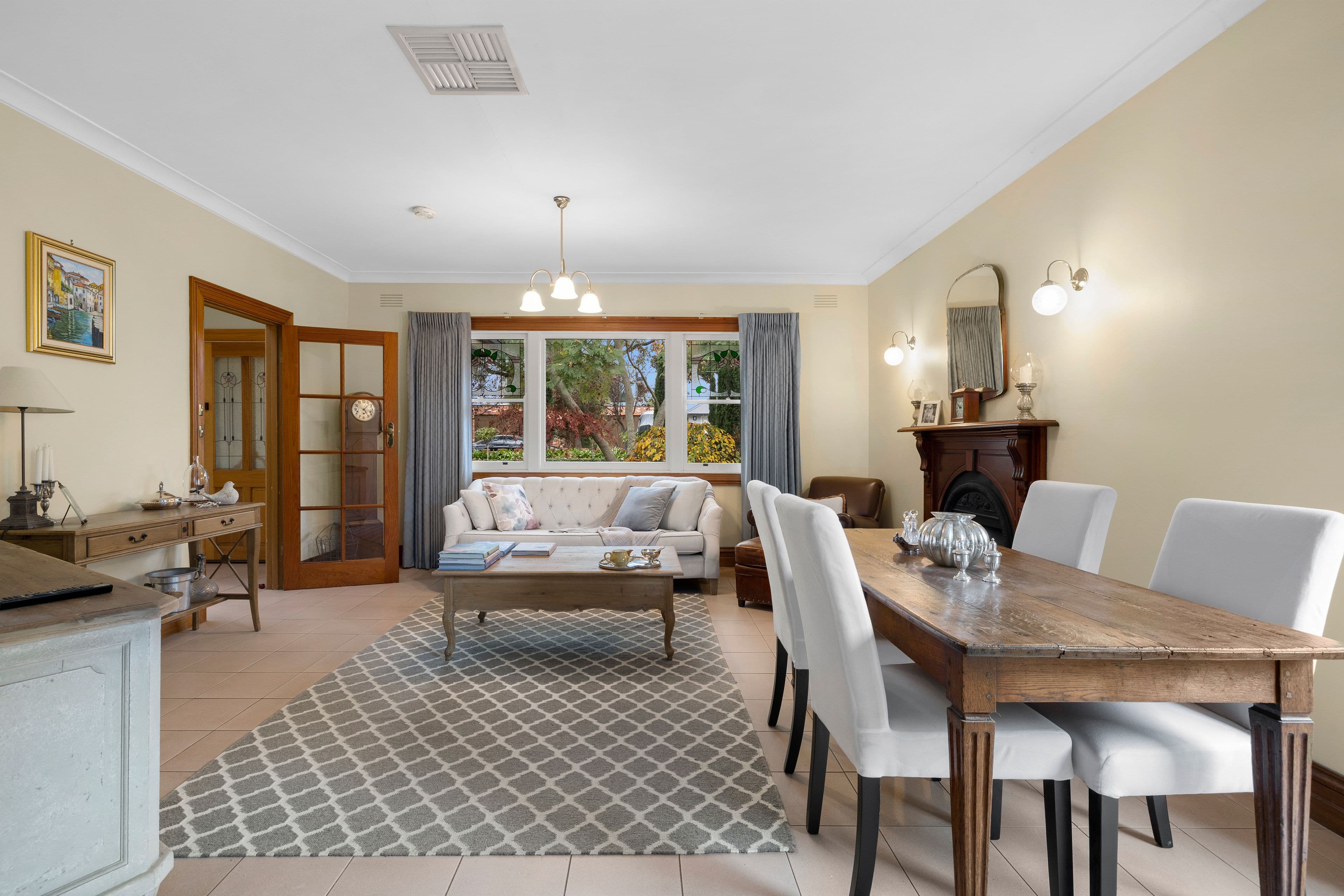 6 Higham Street, Cheltenham VIC 3192, Cheltenham - Thumbnail 2