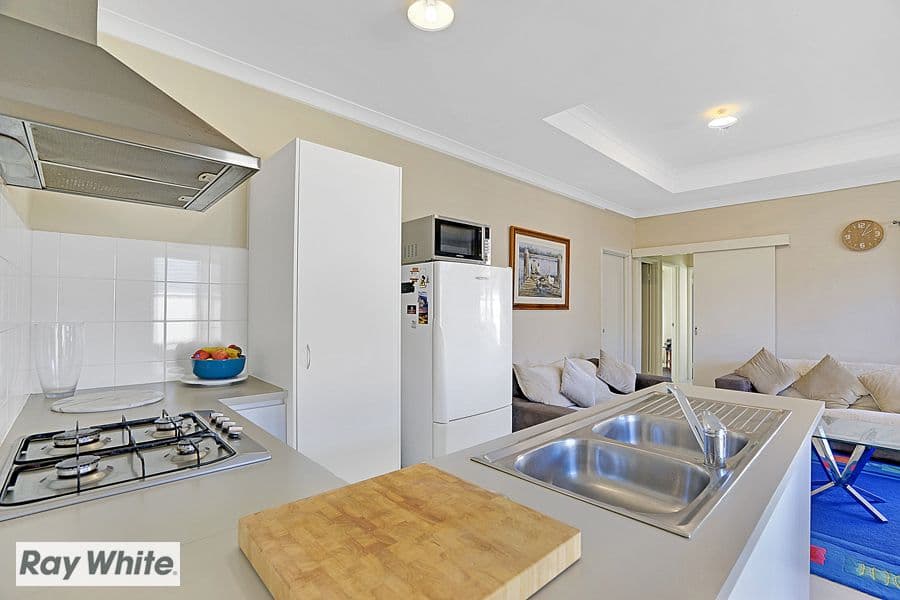 42c Walderton Avenue, Balga WA 6061, Balga - Thumbnail 3