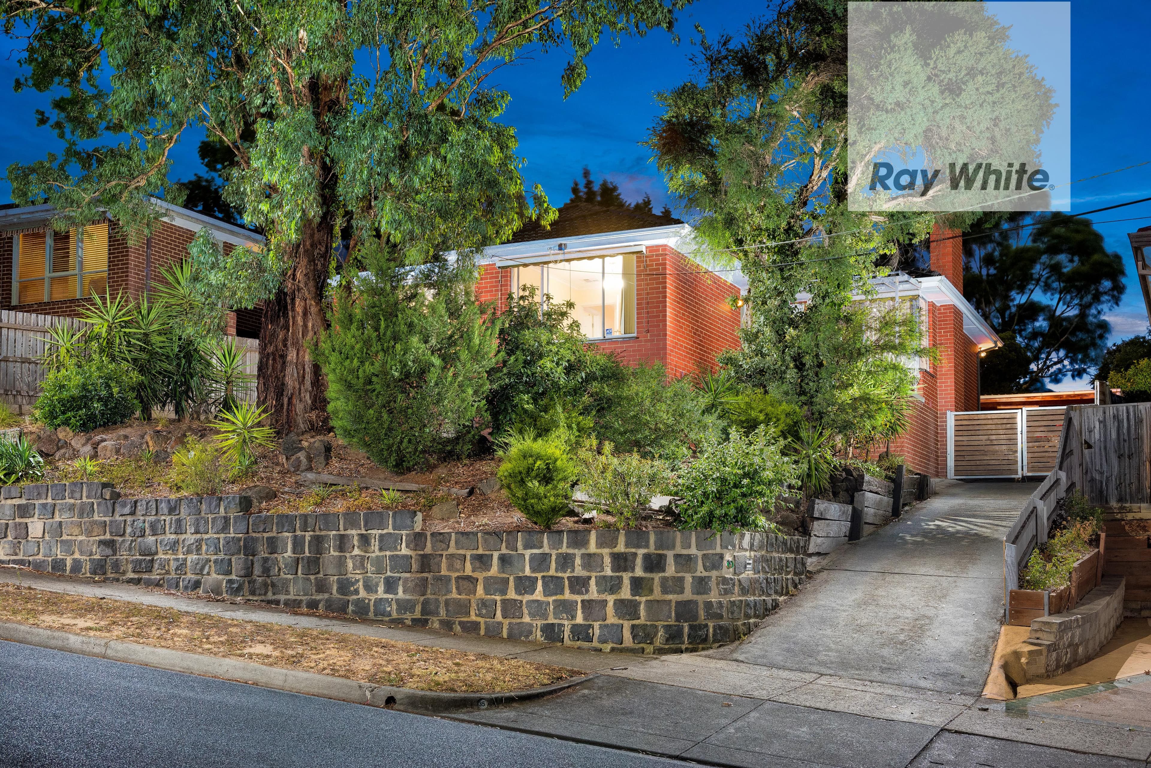 35 Byrne Crescent, Watsonia North VIC 3087, Watsonia North - Image 1